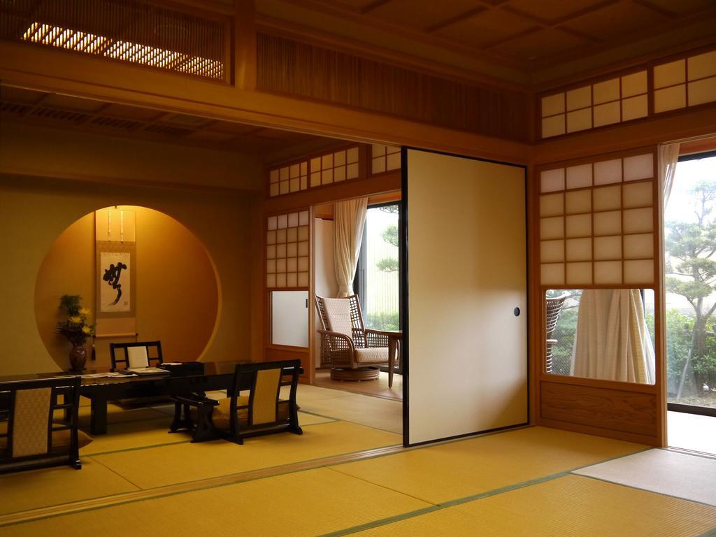 Hotel Watatsumino Yado Awaji Esterno foto